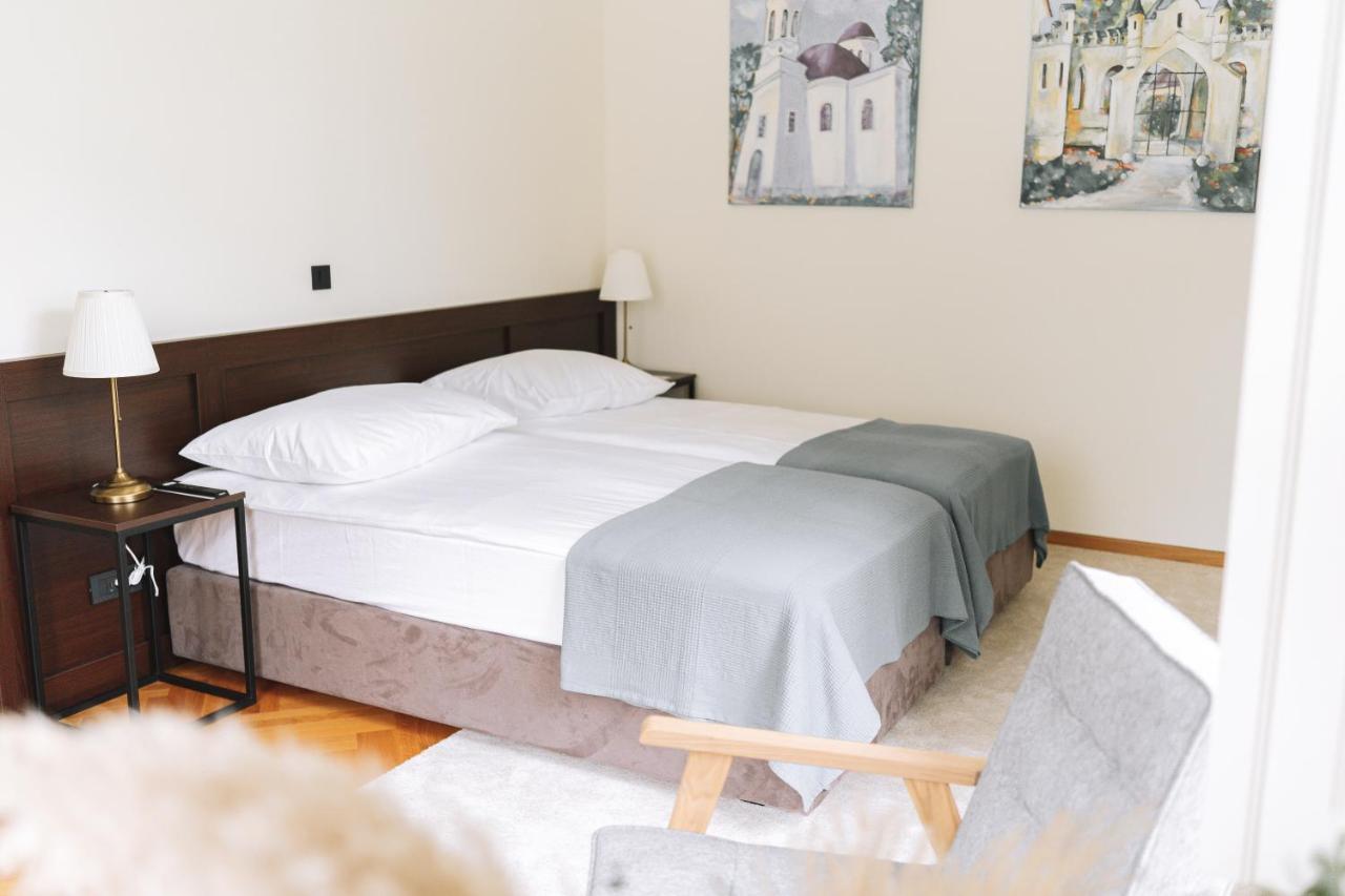 Bed and Breakfast Dvorac Jankovic à Suhopolje Extérieur photo